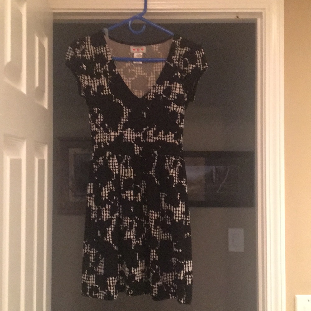 Black and white dress